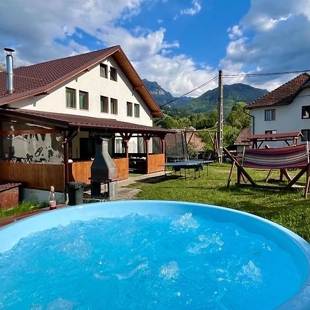 Milea'S Guesthouse Бран Экстерьер фото