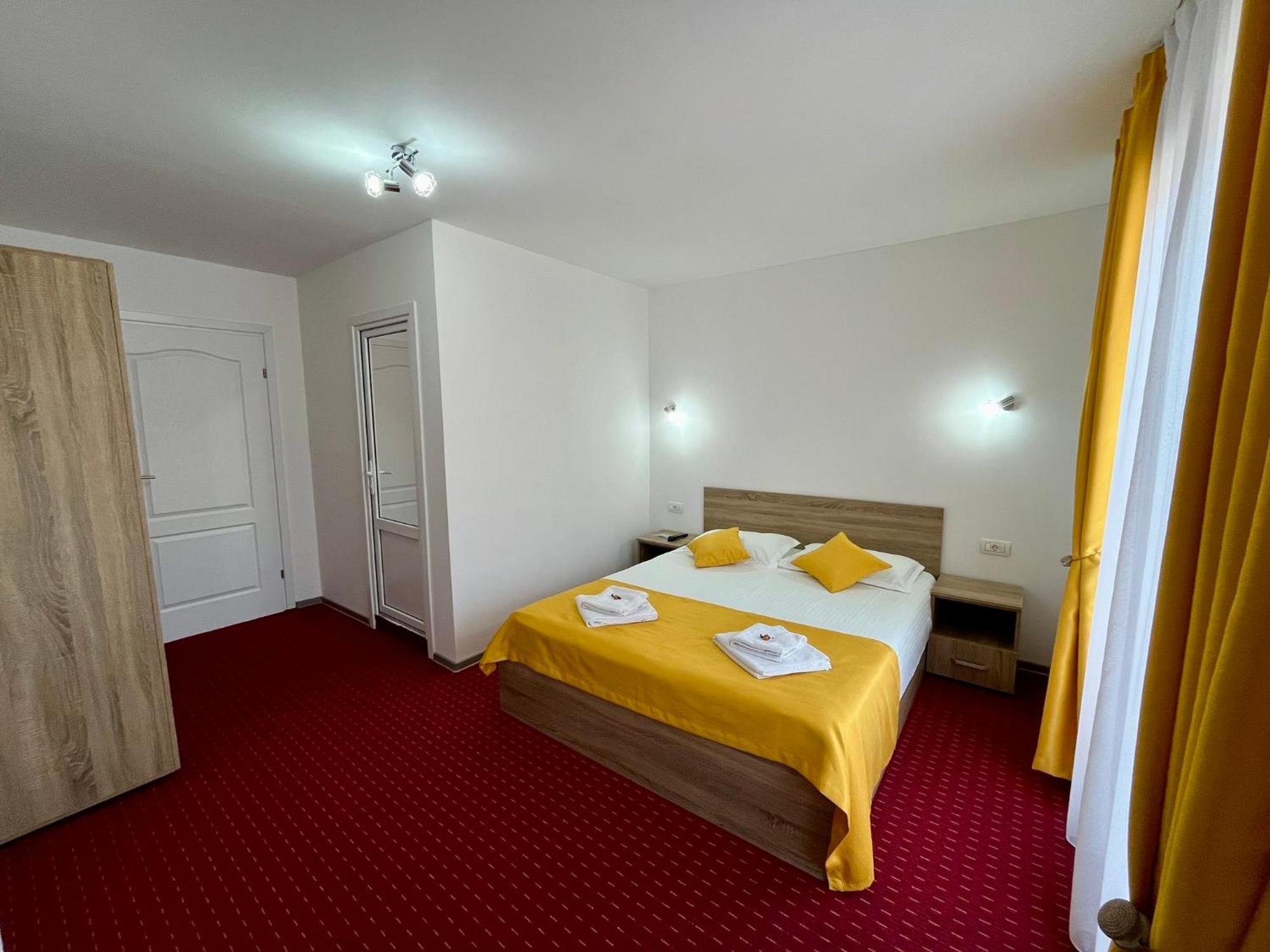 Milea'S Guesthouse Бран Экстерьер фото